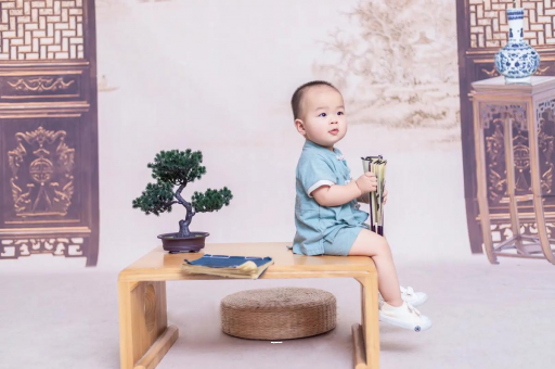 博尔塔拉宝宝打喷嚏流清水鼻涕
